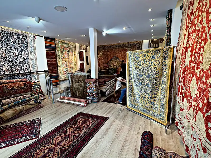 Espace du sous-sol de la boutique.